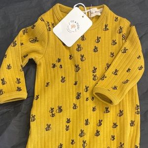 Fin & Vince Bees Footie NWT 3/6M